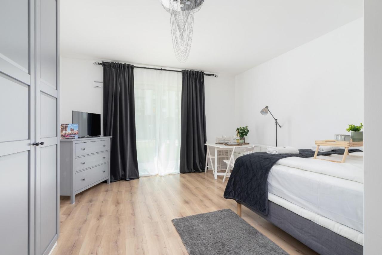 Elegant Pet-Friendly Studio In Krakow By Noclegi Renters エクステリア 写真